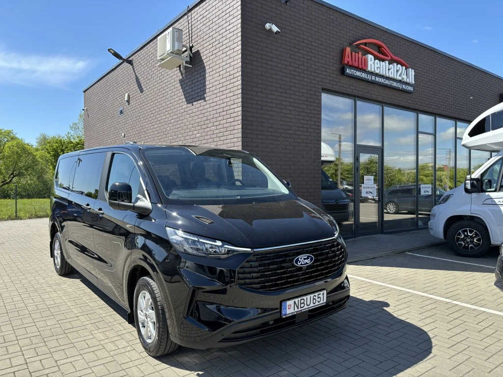 Ford Tourneo Custom main photo